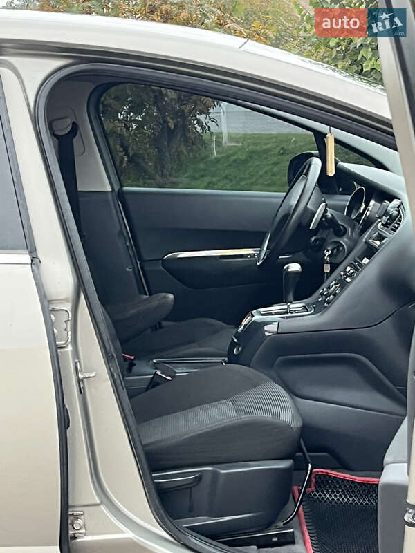 Микровэн Peugeot 5008 2010 в Бродах фото 24 Микровэн Peugeot 5008 2010 в Бродах