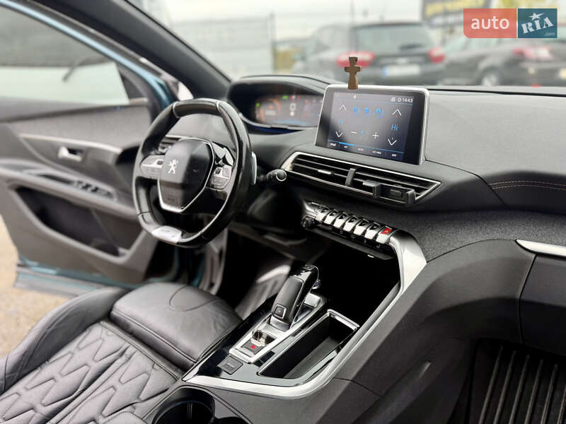 Внедорожник / Кроссовер Peugeot 5008 2017 в Ровно фото 23 Внедорожник / Кроссовер Peugeot 5008 2017 в Ровно