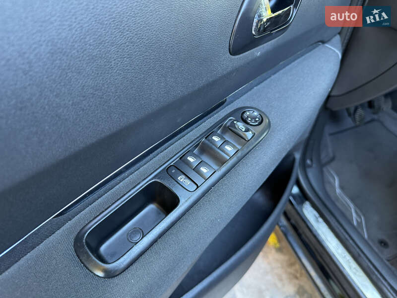 Мікровен Peugeot 5008 2014 в Умані фото 38 Мікровен Peugeot 5008 2014 в Умані