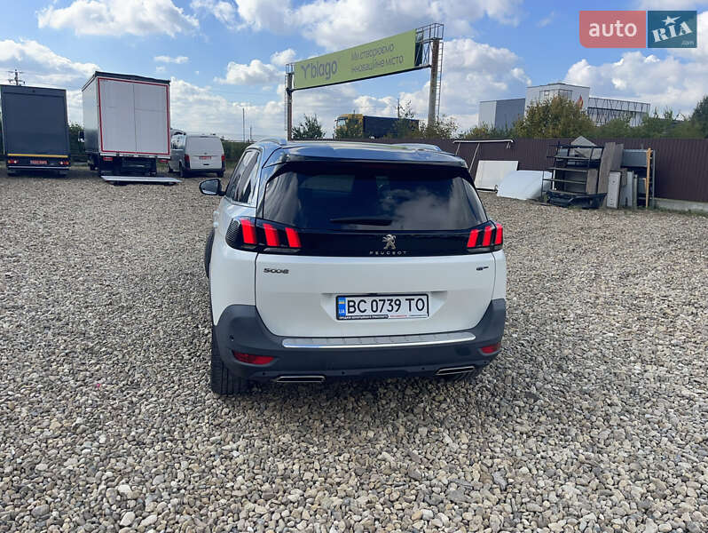 Внедорожник / Кроссовер Peugeot 5008 2017 в Львове