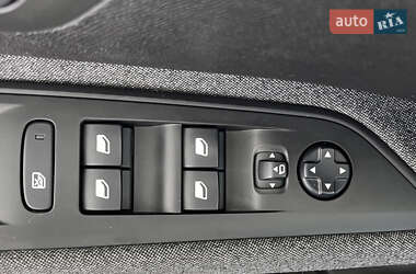 Внедорожник / Кроссовер Peugeot 5008 2019 в 