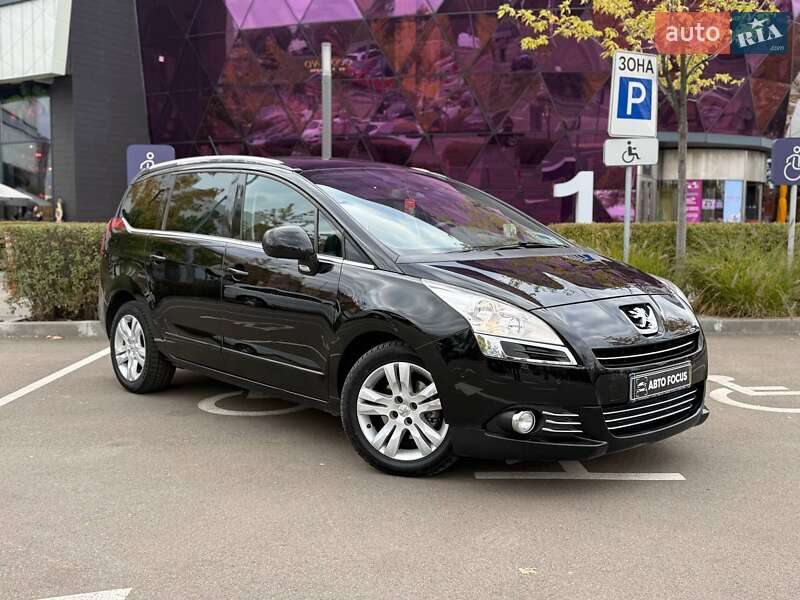 Peugeot 5008 2012