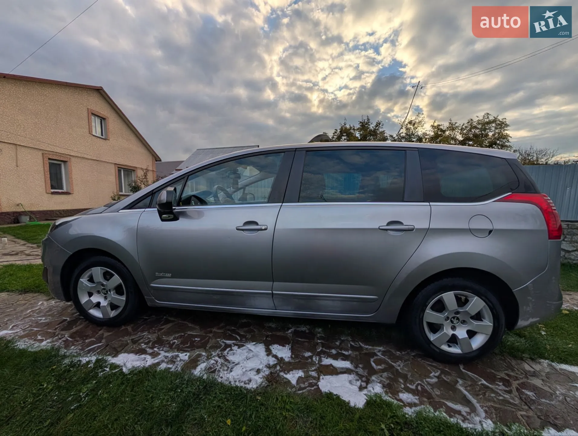 2014 Peugeot 5008 - мініатюра 2