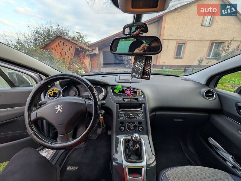 Микровэн Peugeot 5008 2014 в Чорткове