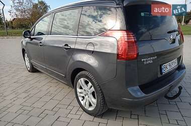 Микровэн Peugeot 5008 2010 в 