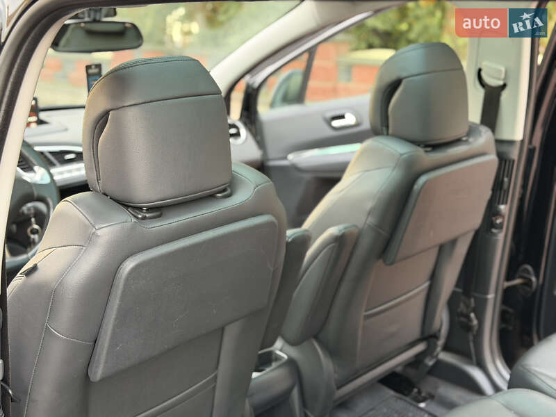 Микровэн Peugeot 5008 2014 в Ровно