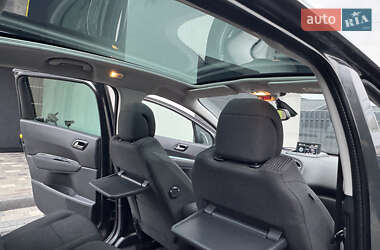 Микровэн Peugeot 5008 2016 в 