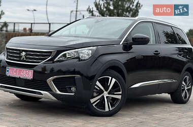 Внедорожник / Кроссовер Peugeot 5008 2020 в 