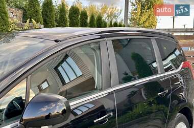 Микровэн Peugeot 5008 2012 в 