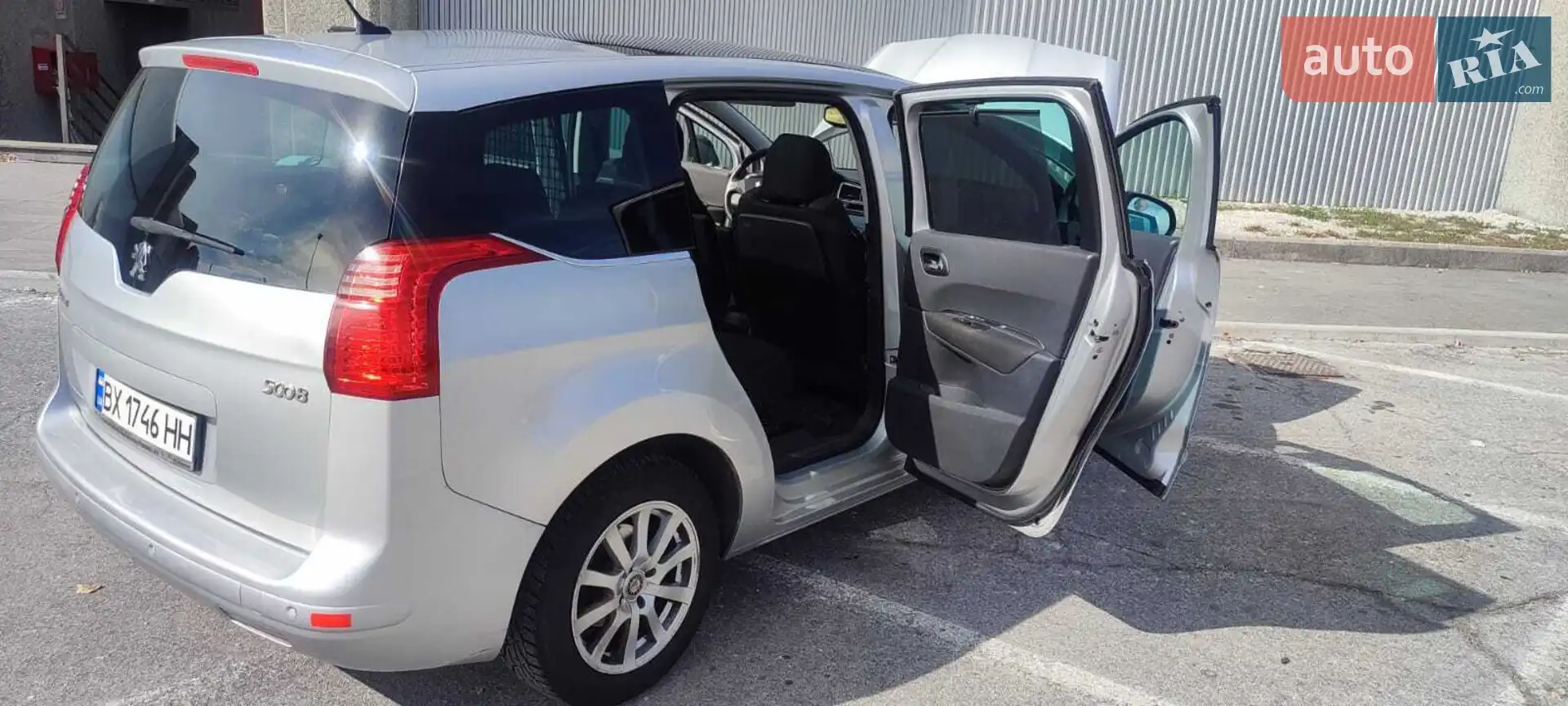 2010 Peugeot 5008 - мініатюра 13
