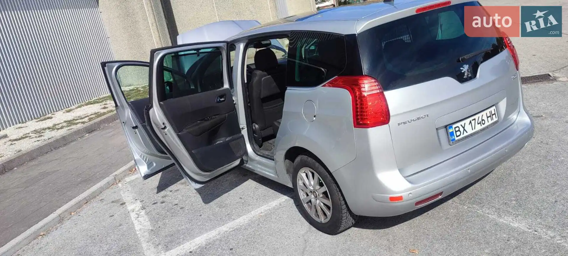 2010 Peugeot 5008 - мініатюра 9