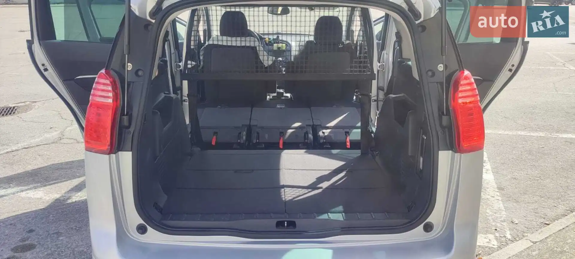 2010 Peugeot 5008 - мініатюра 19