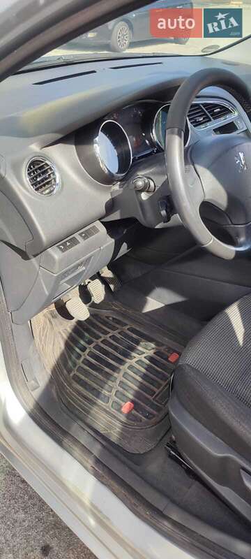 Мікровен Peugeot 5008 2010 в Хмельницькому фото 36 Мікровен Peugeot 5008 2010 в Хмельницькому