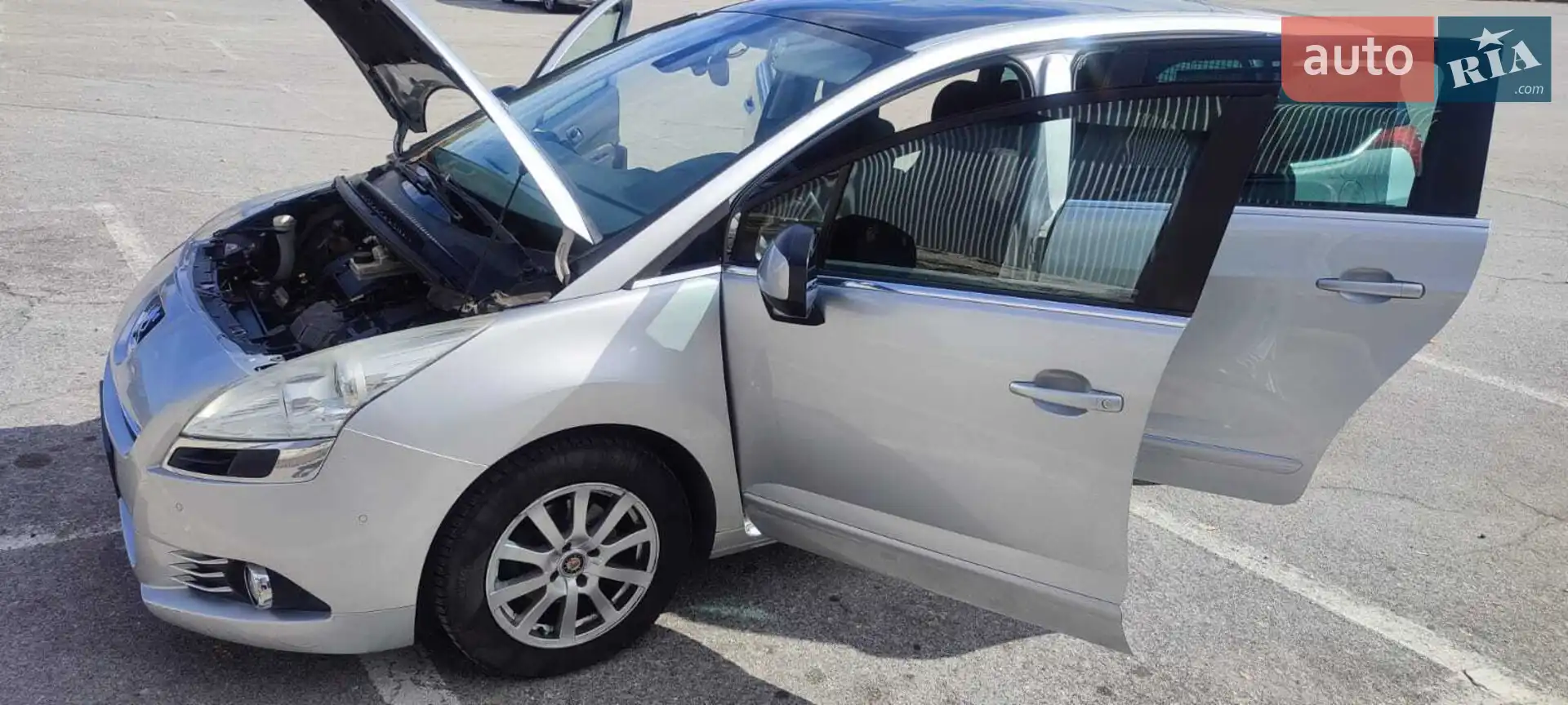 2010 Peugeot 5008 - мініатюра 38