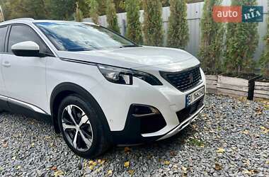 Внедорожник / Кроссовер Peugeot 5008 2017 в 