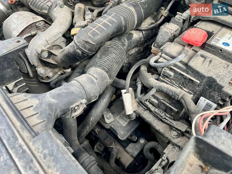 Позашляховик / Кросовер Peugeot 5008 2017 в Полтаві фото 33 Позашляховик / Кросовер Peugeot 5008 2017 в Полтаві