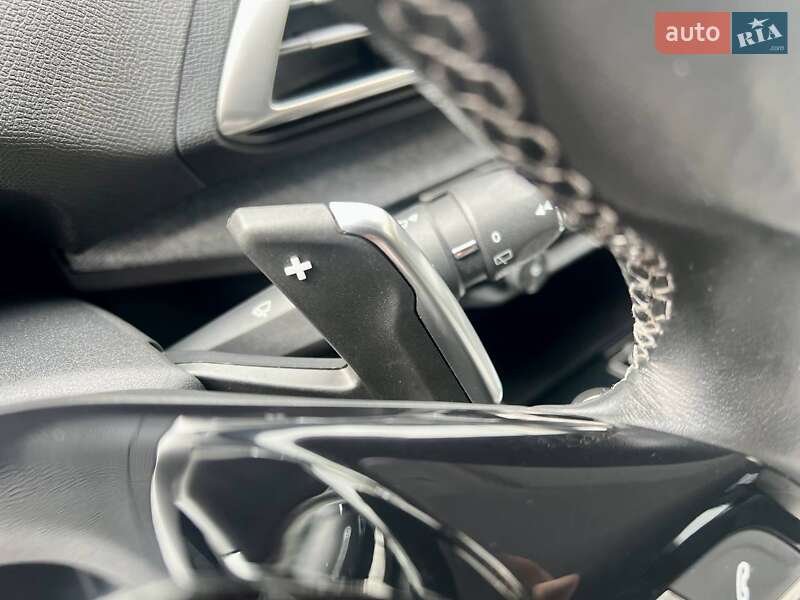 Позашляховик / Кросовер Peugeot 5008 2017 в Полтаві фото 59 Позашляховик / Кросовер Peugeot 5008 2017 в Полтаві