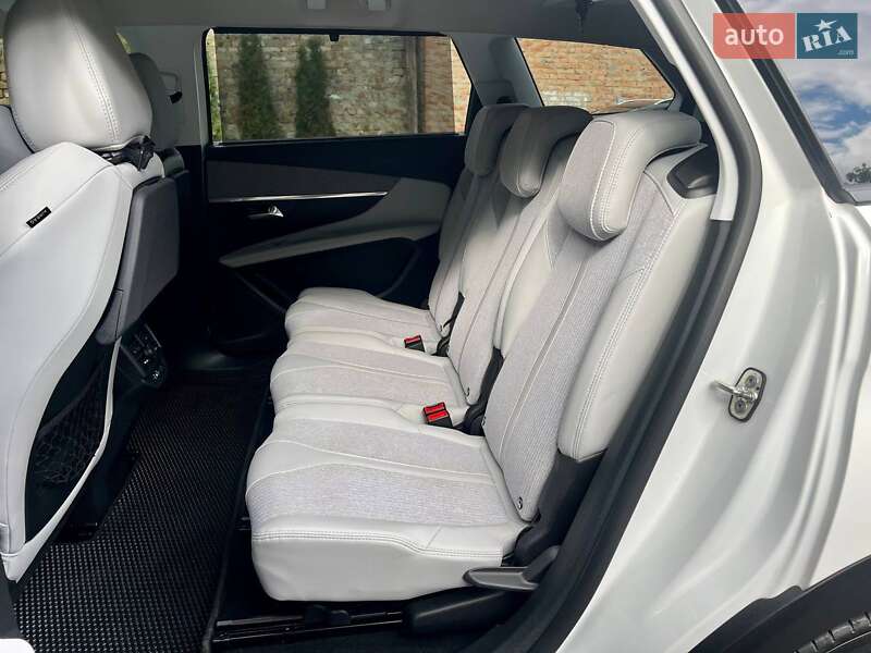 Позашляховик / Кросовер Peugeot 5008 2017 в Полтаві фото 64 Позашляховик / Кросовер Peugeot 5008 2017 в Полтаві