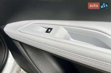 Внедорожник / Кроссовер Peugeot 5008 2017 в 