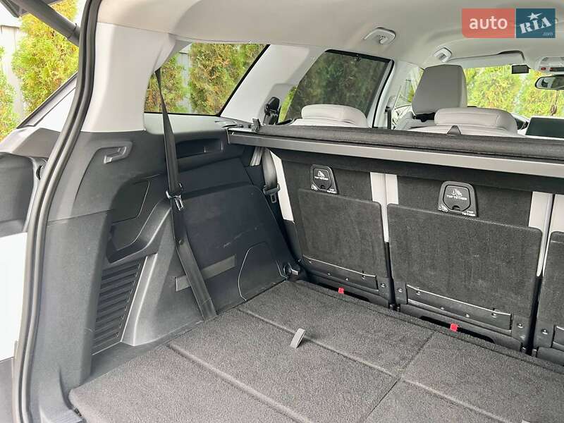 Позашляховик / Кросовер Peugeot 5008 2017 в Полтаві фото 94 Позашляховик / Кросовер Peugeot 5008 2017 в Полтаві