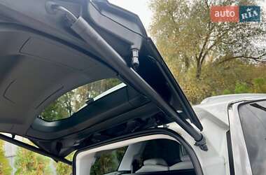 Внедорожник / Кроссовер Peugeot 5008 2017 в 