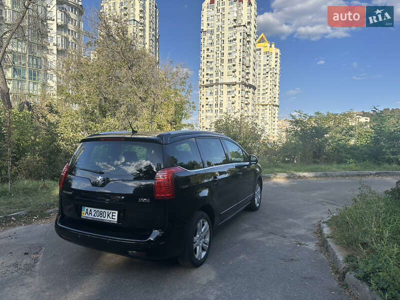 Мікровен Peugeot 5008 2010 в Києві
