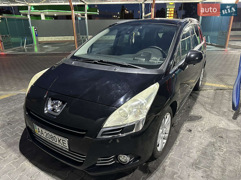Мікровен Peugeot 5008 2010 в Києві