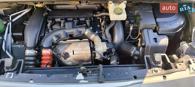 Мікровен Peugeot 5008 2011 в Чернівцях фото 10 Мікровен Peugeot 5008 2011 в Чернівцях