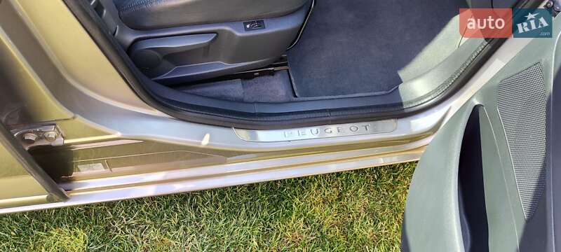 Мікровен Peugeot 5008 2011 в Чернівцях фото 14 Мікровен Peugeot 5008 2011 в Чернівцях