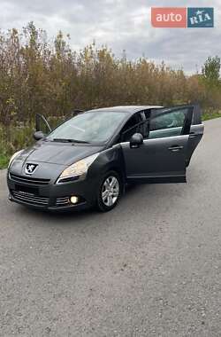 Микровэн Peugeot 5008 2010 в 