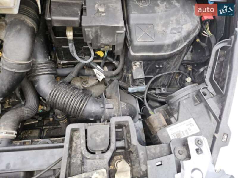 Микровэн Peugeot 5008 2011 в Львове фото 14 Микровэн Peugeot 5008 2011 в Львове