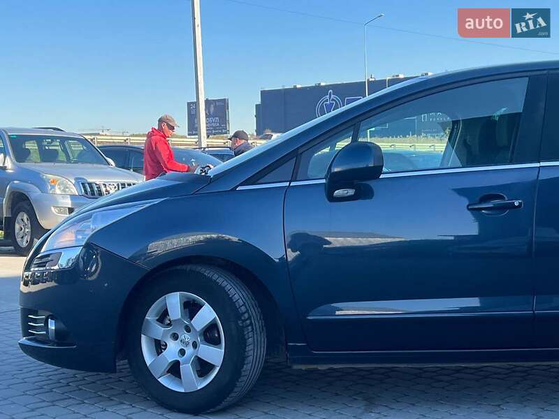 Микровэн Peugeot 5008 2012 в Львове фото 3 Микровэн Peugeot 5008 2012 в Львове
