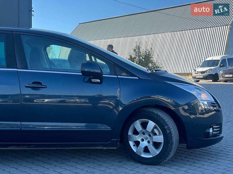 Микровэн Peugeot 5008 2012 в Львове фото 11 Микровэн Peugeot 5008 2012 в Львове