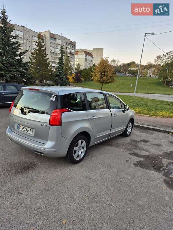 Микровэн Peugeot 5008 2011 в Львове фото 10 Микровэн Peugeot 5008 2011 в Львове