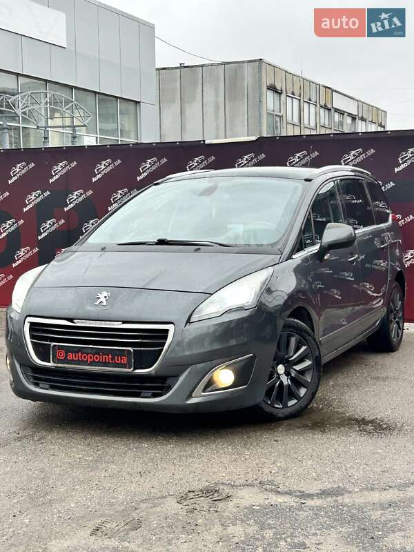 Микровэн Peugeot 5008 2013 в 