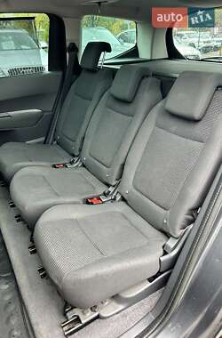 Микровэн Peugeot 5008 2013 в 