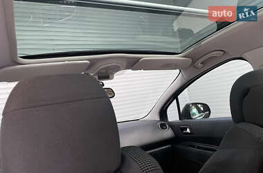 Мікровен Peugeot 5008 2011 в  фото 35 Мікровен Peugeot 5008 2011 в