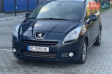 Микровэн Peugeot 5008 2013 в Львове