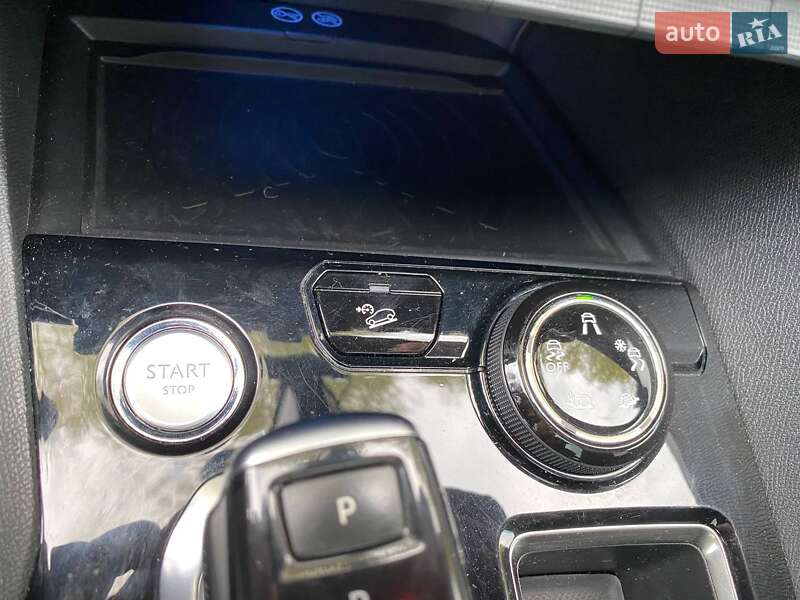 Позашляховик / Кросовер Peugeot 5008 2018 в Хмельницькому фото 30 Позашляховик / Кросовер Peugeot 5008 2018 в Хмельницькому