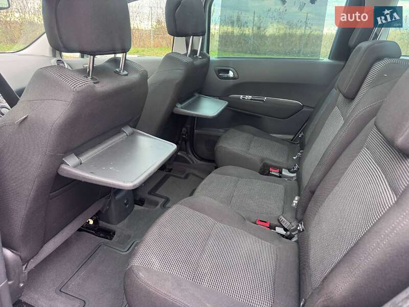 Микровэн Peugeot 5008 2010 в Ровно фото 23 Микровэн Peugeot 5008 2010 в Ровно