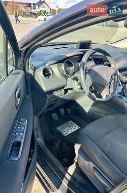 Микровэн Peugeot 5008 2009 в 