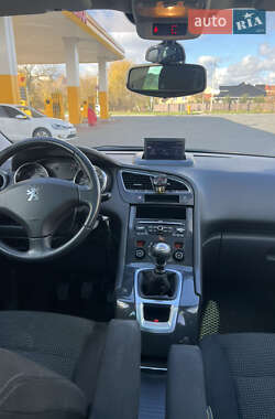Микровэн Peugeot 5008 2009 в 
