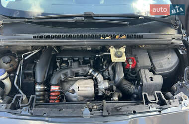 Микровэн Peugeot 5008 2009 в 