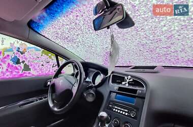 Микровэн Peugeot 5008 2014 в Нововолынске