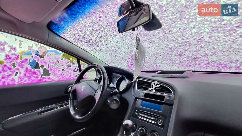 Мікровен Peugeot 5008 2014 в Нововолинську фото 7 Мікровен Peugeot 5008 2014 в Нововолинську