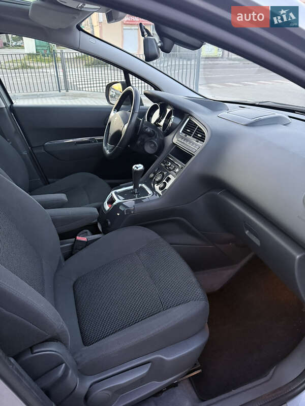 Микровэн Peugeot 5008 2014 в Калуше фото 28 Микровэн Peugeot 5008 2014 в Калуше
