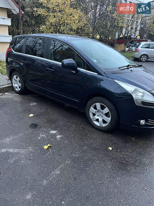 Peugeot 5008 2010 Peugeot 5008 2010