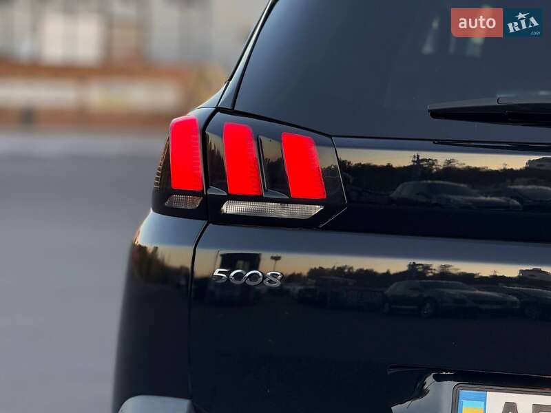 Внедорожник / Кроссовер Peugeot 5008 2017 в Кривом Роге фото 20 Внедорожник / Кроссовер Peugeot 5008 2017 в Кривом Роге