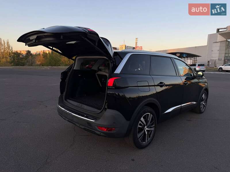 Внедорожник / Кроссовер Peugeot 5008 2017 в Кривом Роге фото 27 Внедорожник / Кроссовер Peugeot 5008 2017 в Кривом Роге