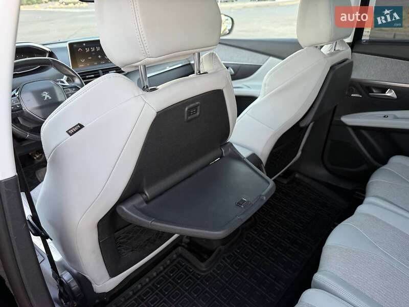 Внедорожник / Кроссовер Peugeot 5008 2017 в Кривом Роге фото 31 Внедорожник / Кроссовер Peugeot 5008 2017 в Кривом Роге